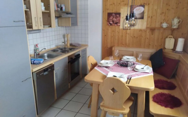 Am Hohen Bogen 11337