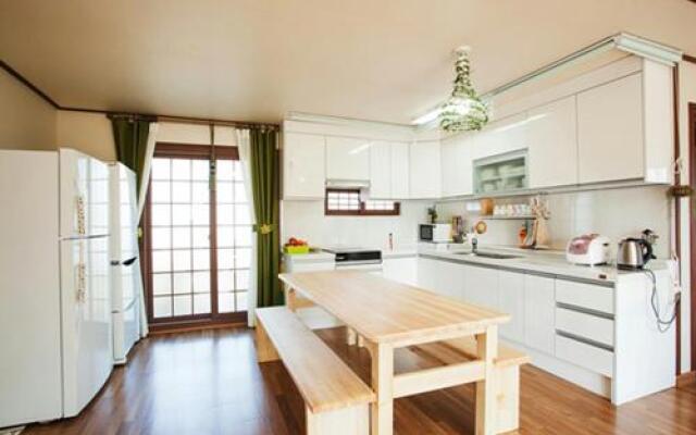 Casa Linda Guesthouse