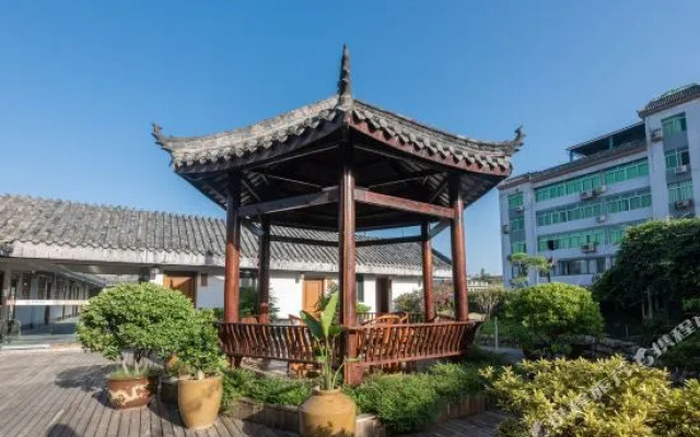 Yicheng Hotel (Langzhong Ancient City Zhuangyuan Branch)