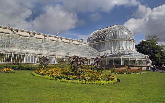 Modern 2 bed Apartment, City Centre, Wifi