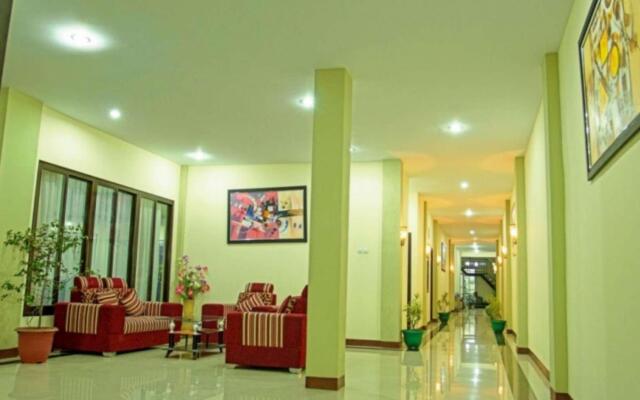 Gumilang Hotel