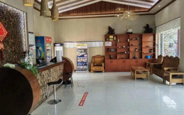 Furong Town Venture Hotel