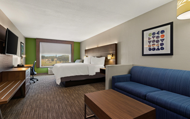 Holiday Inn Express Hotel & Suites Okmulgee by IHG