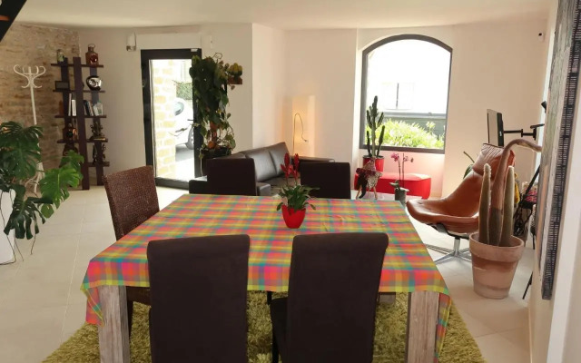 Holiday Home Men Meur (Gul100)