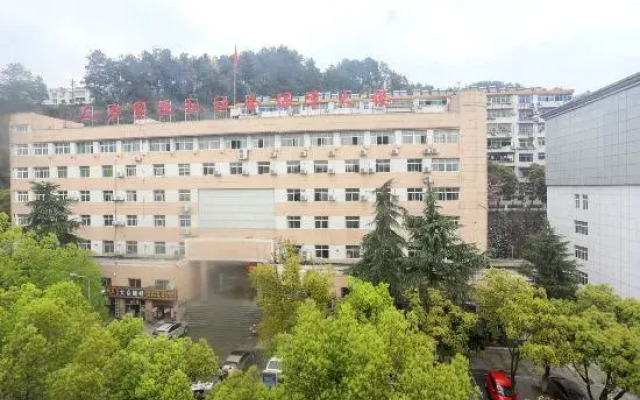 Jincheng Hotel