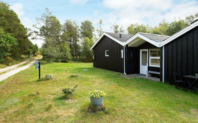 Luring Holiday Home in Ringkøbing With Terrace