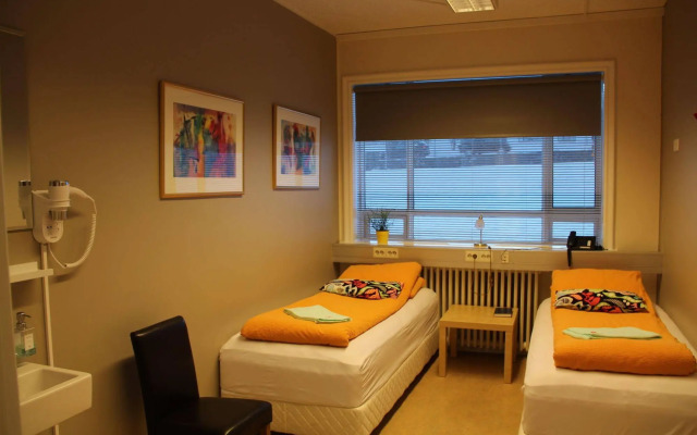 Hostel B47