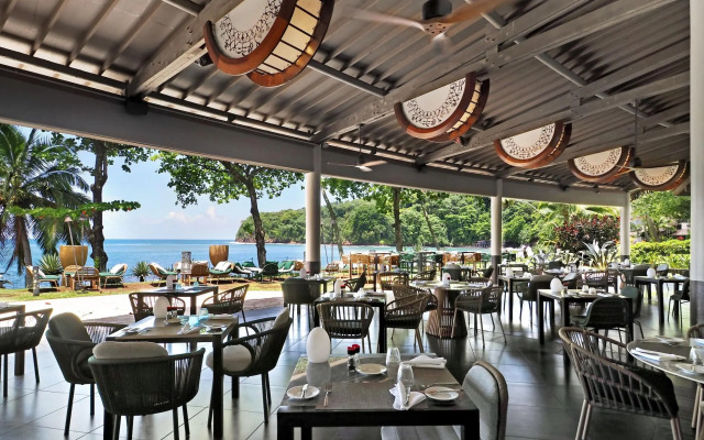 Le Tahiti by Pearl Resorts