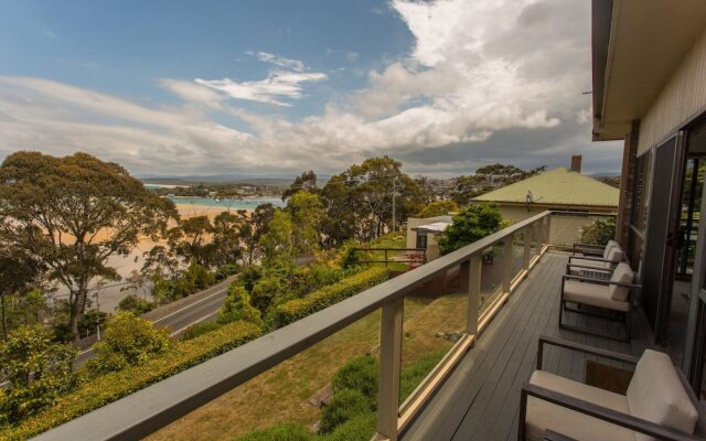 'Cliff 64' Cliff Top Home