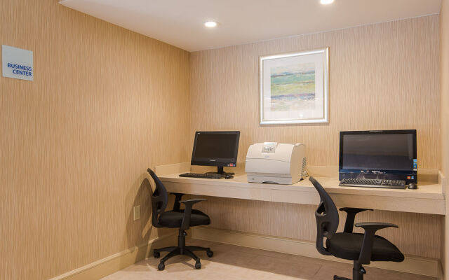 Holiday Inn Express Roanoke-Civic Center