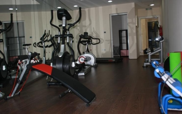 White Feather Hotel Apartments