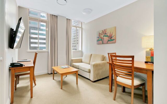 The Manor Apartment Hotel