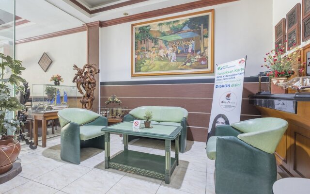 OYO 1090 Hotel Anging Mammiri Makassar