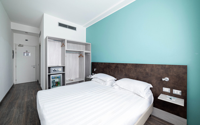 Отель Phi Hotel Milano