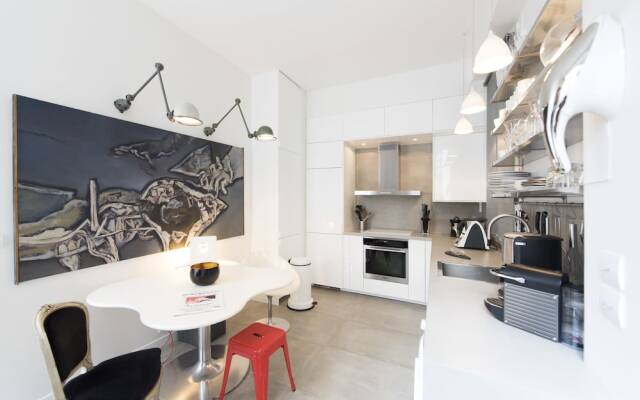 Sunshine Loft in Montmartre