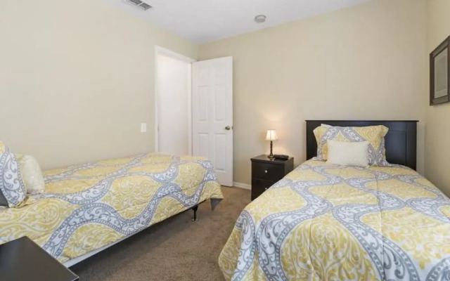 Villa Bueno - Windsor Palms