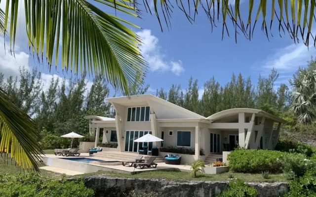 Sky Beach Club Rock House 4 Bedroom Home