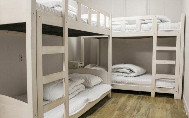 Orange Guesthouse - Hostel