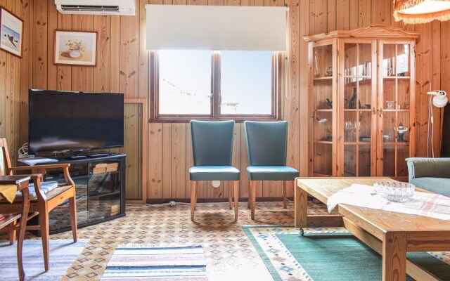 Beautiful Home in Köpingsvik With 2 Bedrooms