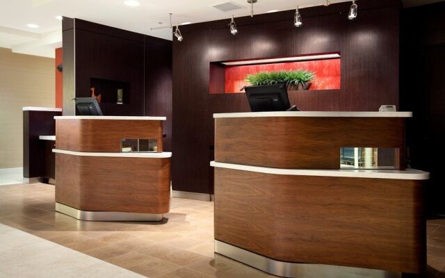 Courtyard Ventura Simi Valley