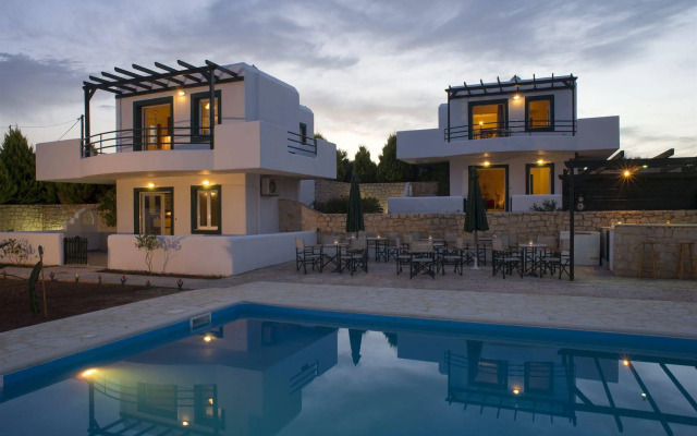 Cavo Plako Villas
