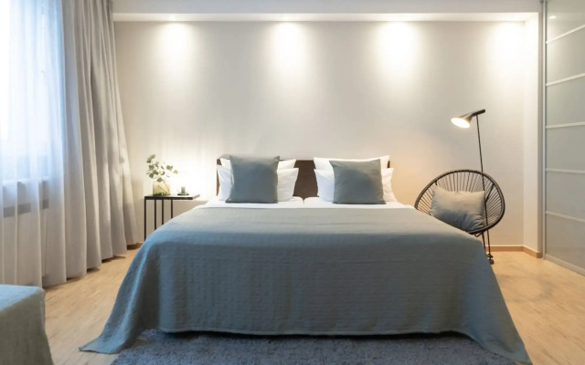 Paragon Apartments