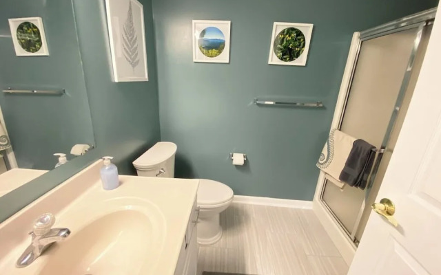 Canal Landing Court 36