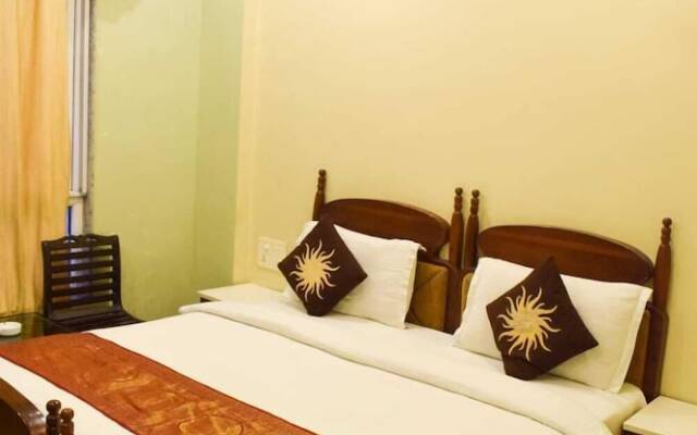 OYO Premium Assi Ghat