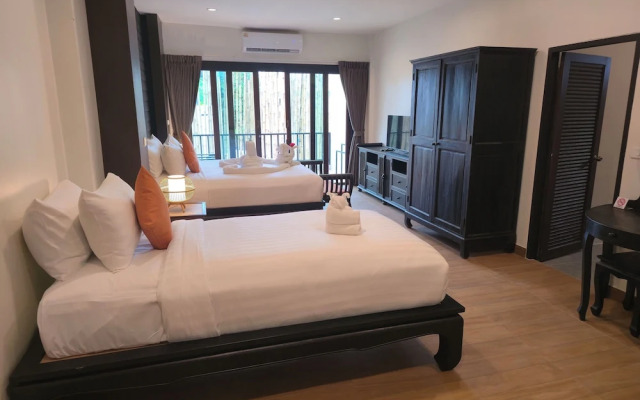 Blue Palm Residence Kata