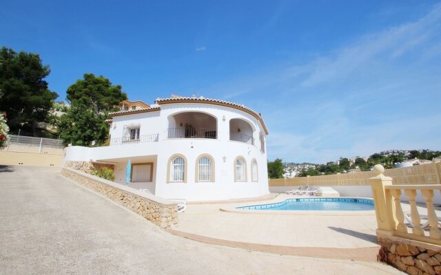 Villablanc - holiday home with private swimming pool in Benissa