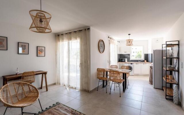 Mari - Appt tout confort 150m de la plage
