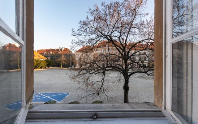 Warsaw Concierge Old Town Square