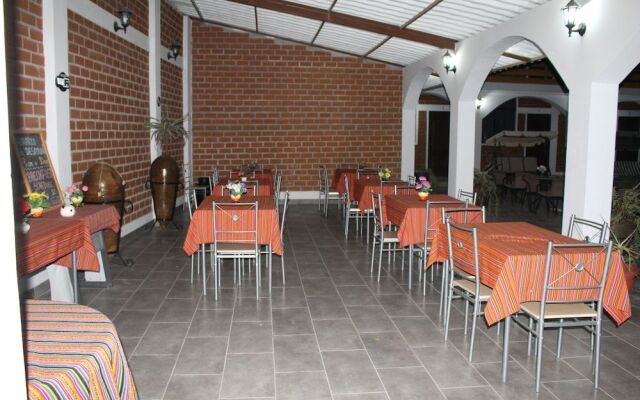Huacachina Desert House