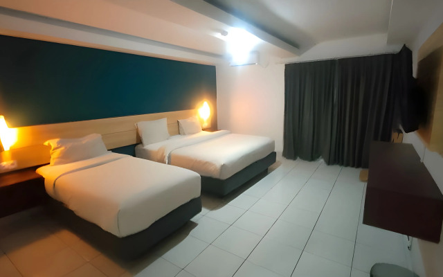 OYO Flagship 210 Amethyst Kemayoran Near RSUD Pademangan