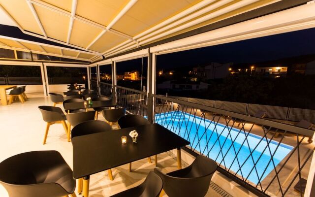 Luxury Villa Magico - Rooms&Restaurant