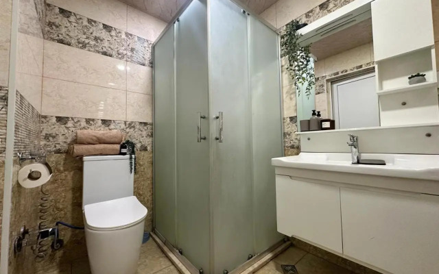 Pilot Heyat Residence Apartments, 28 may