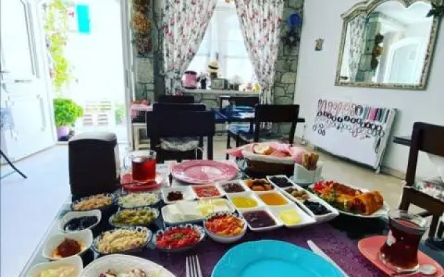 Cifte Kuyu Otel Alacati