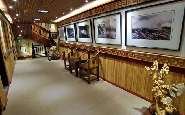 Yangshuo Li River Gallery Lodge