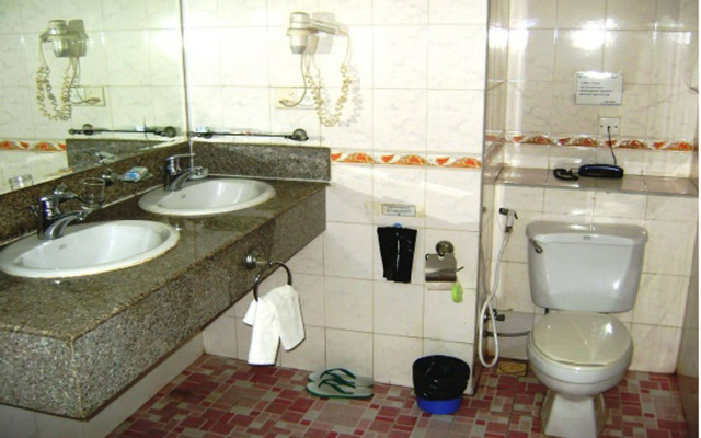 Excel River View Hotel