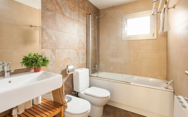 Inside Barcelona Apartments Salvà