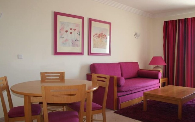 Balaia Plaza Hotel Apartment