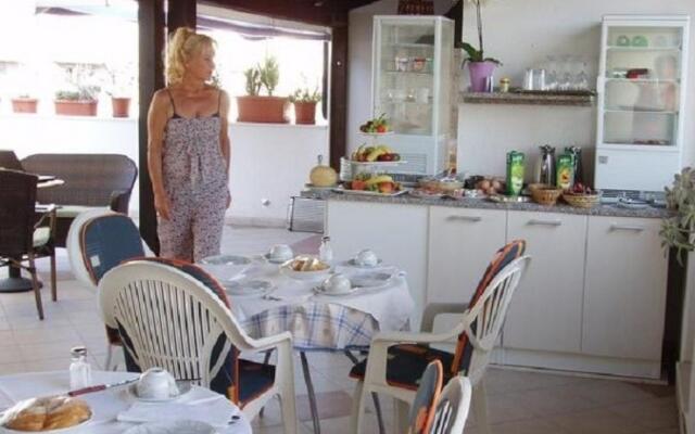 Vitris - 50 m from sea - A1(2+2)