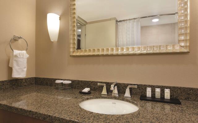 Embassy Suites Hotel Denver Tech Center