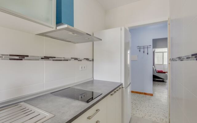 Charming Apartment in Chipiona Near Lighthouse
