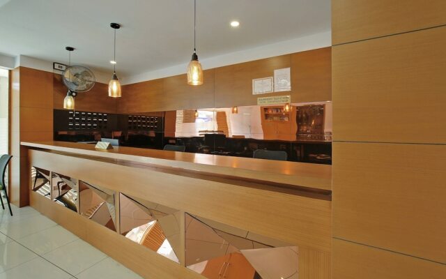 Capital O 22459 Edasserys Kalamassery Tourist Home