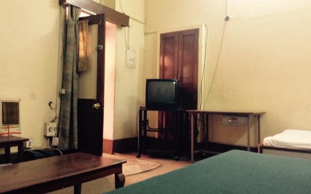 Akriti Guest House