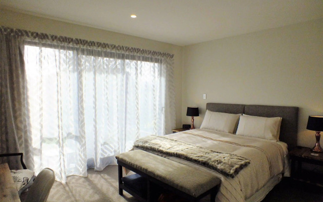 Copper Beech Wanaka Luxury B&B