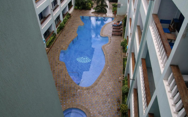 Modern Beachfront Studio Apartment B44