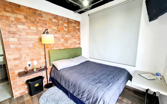 R07 Habitación Equipada STV WIFI Parking
