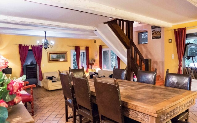 Spacious Holiday Home in Narbonne With Swimming Pool